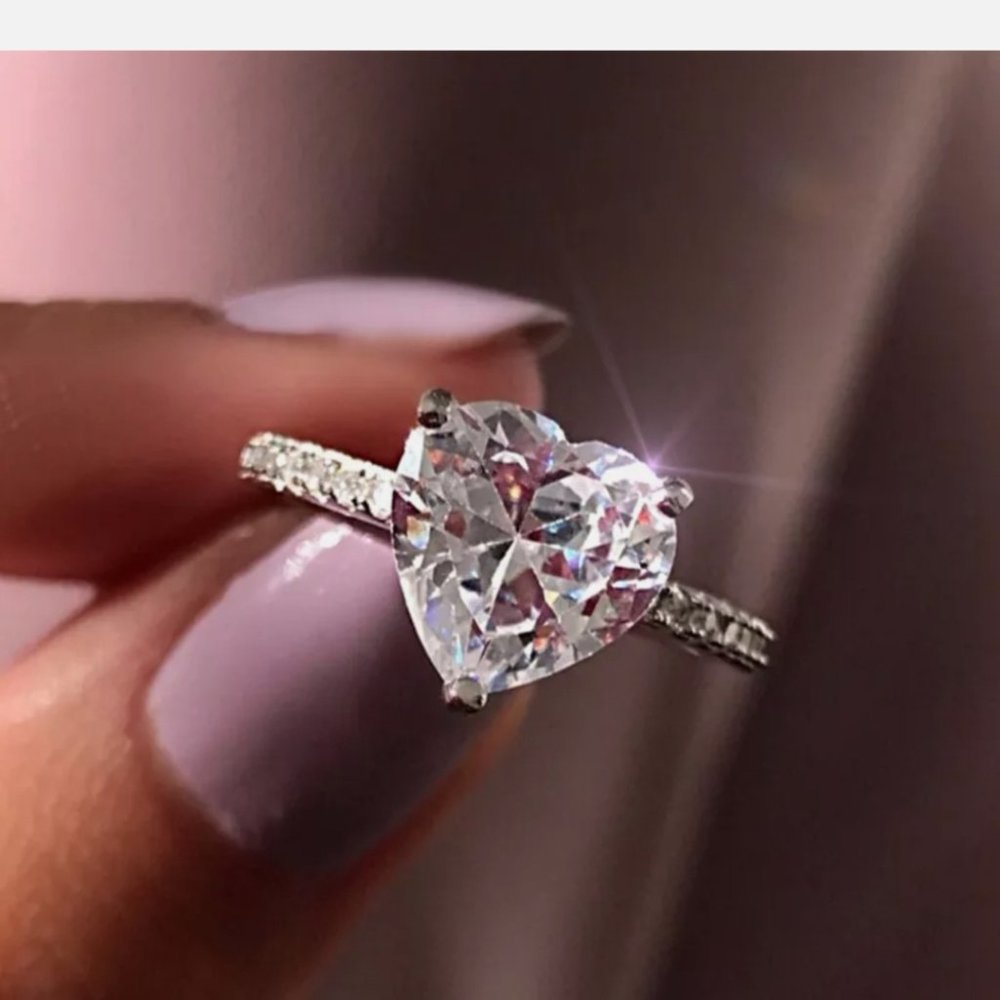 Romantic 925 Silver Heart Cubic Zirconia Ring - Picture 5 of 5